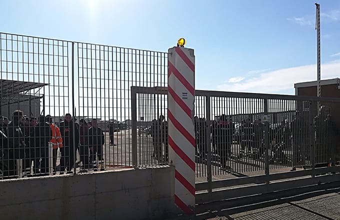 Salina, sospeso l’impianto di essiccazione. I lavoratori presidiano lo stabilimento. La Cgil scrive ad Emiliano