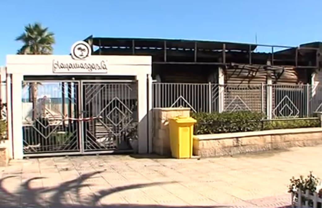 Incendio stabilimento balneare, l’indignazione del sindaco Lodispoto